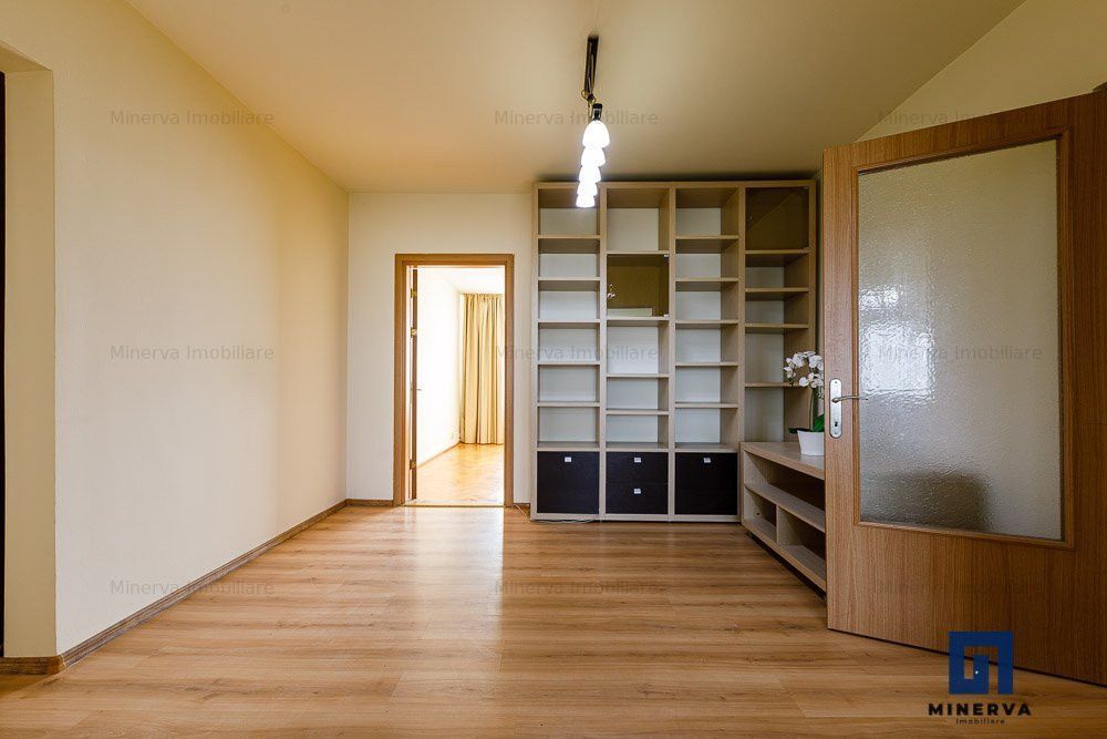 Apartament 4 camere | Punctele Cardinale, Bastion, Medicina | COMISION 0 - Poză 8