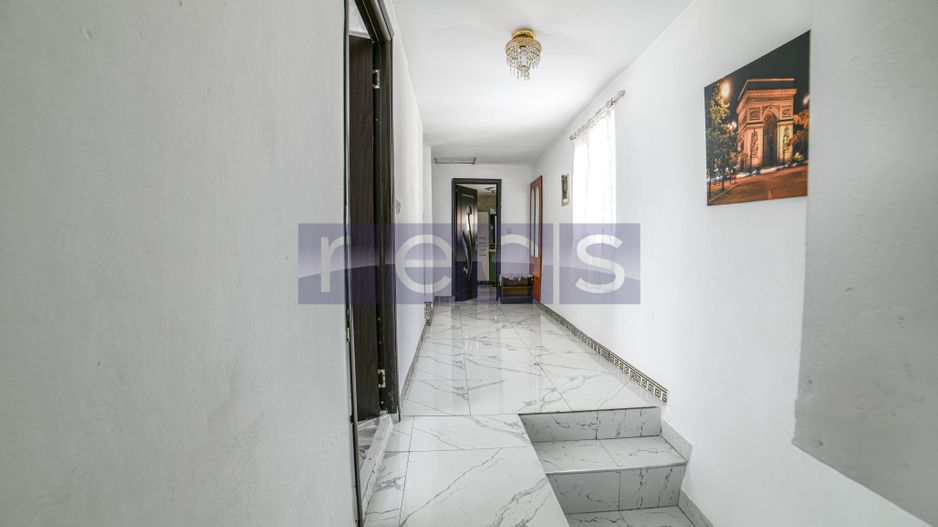 VANZARE | CASA 4 CAMERE | UNIRII - Poză 14