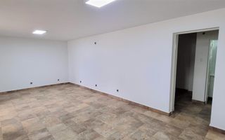 Spatiu comercial de vanzare zona Bulevard - Poză 3