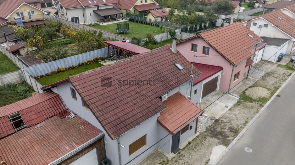 Sapient | Casă renovată situată la intrarea în loc. Nojorid - Poză 2