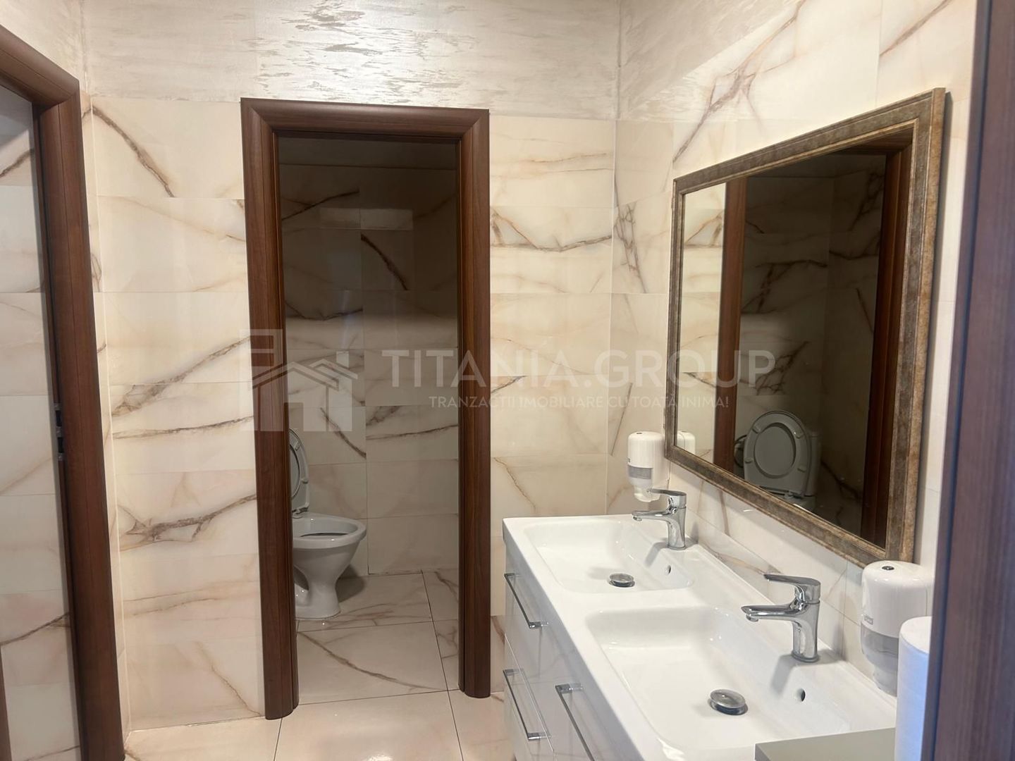 Spațiu comercial de închiriat, pretabil restaurant, 140 mp,  Str 13 Decembrie - Poză 5