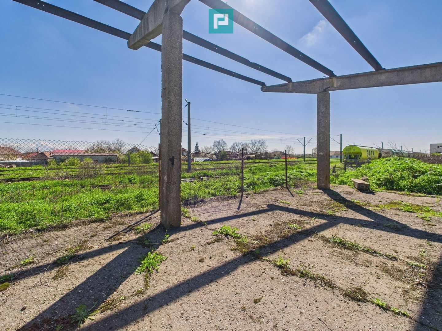 Spațiu industrial, rampă și acces la calea ferată - Poză 12