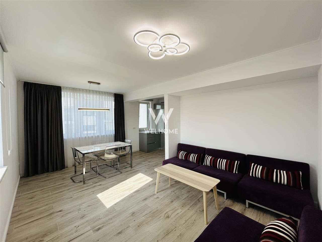 Apartament modern de vanzare - 2 camere, balcon si loc de parcare - Poză 1