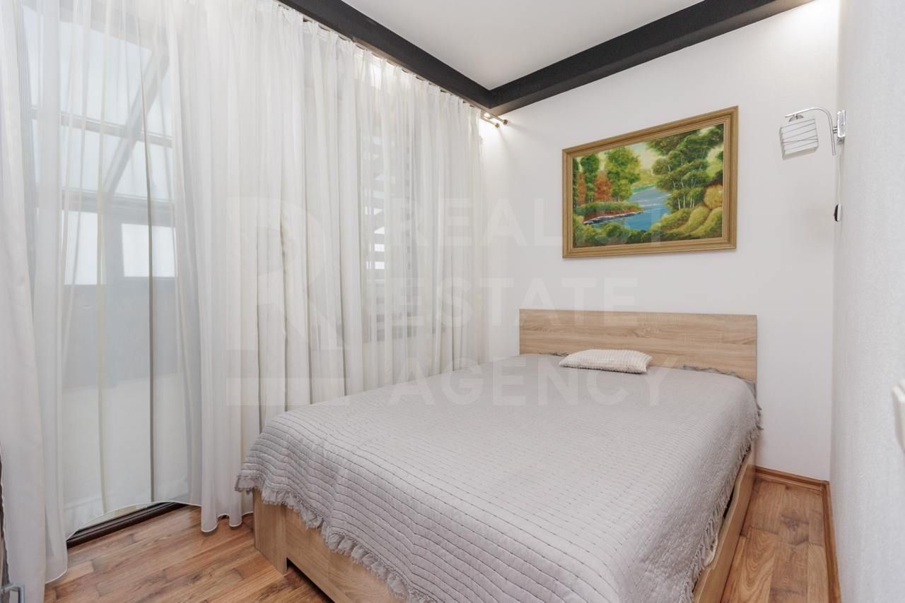 Vânzare, penthouse cu suprafața de 227 mp, str. Romană, Ungheni - Poză 17