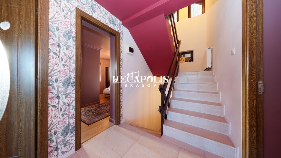 Pensiune/Vilă de vânzare în Bran | 8 camere | 180 mp - Poză 43