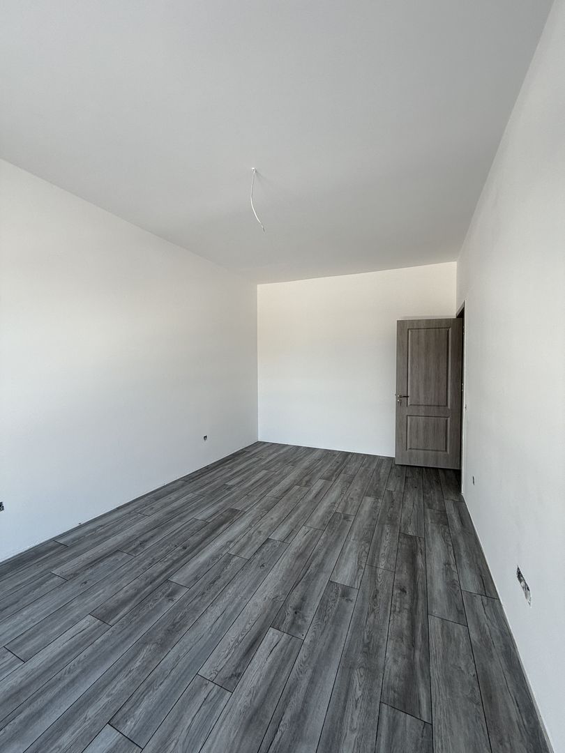 2 CAM DECOMANDAT IN BLOC P+3 / PREDARE MAI 2026 / COMISION 0%! - Poză 3