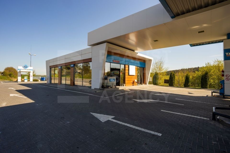 Vânzare, spațiu comercial, satul Peresecina, raionul Orhei - Poză 1