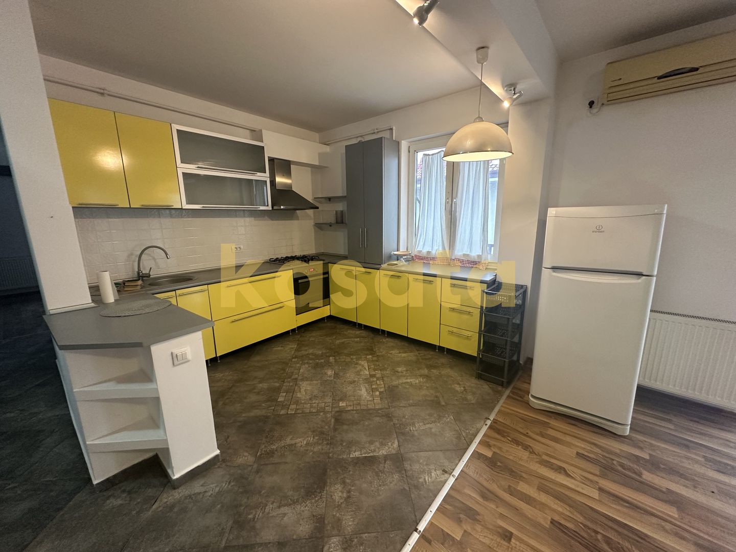 2 Camere Vanzare | Loc de joaca& Foisor | Parcare Inclusă - Poză 6