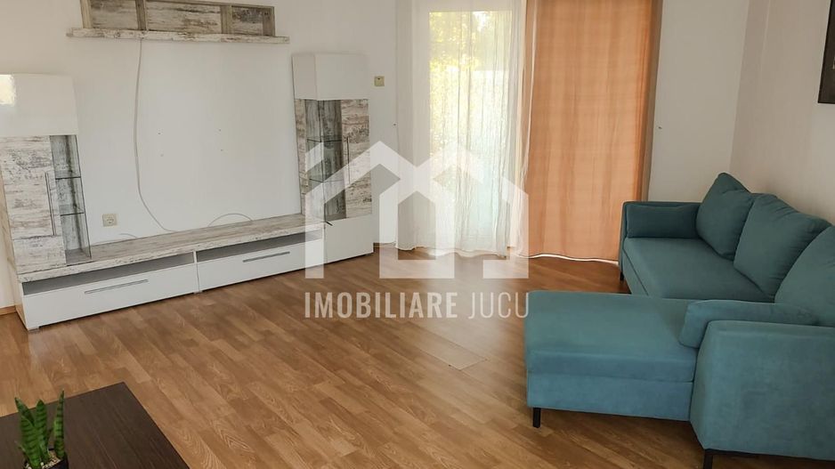 De Inchiriat Casa Individuala cu 3 camere, Garaj, Jucu de Mijloc - Poză 1