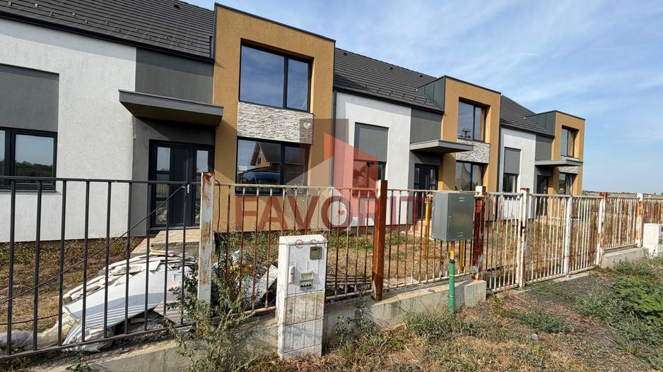 Triplex | 3 camere | Toate utilitatile | Asfalt | Parter + Mansarda | - Poză 2