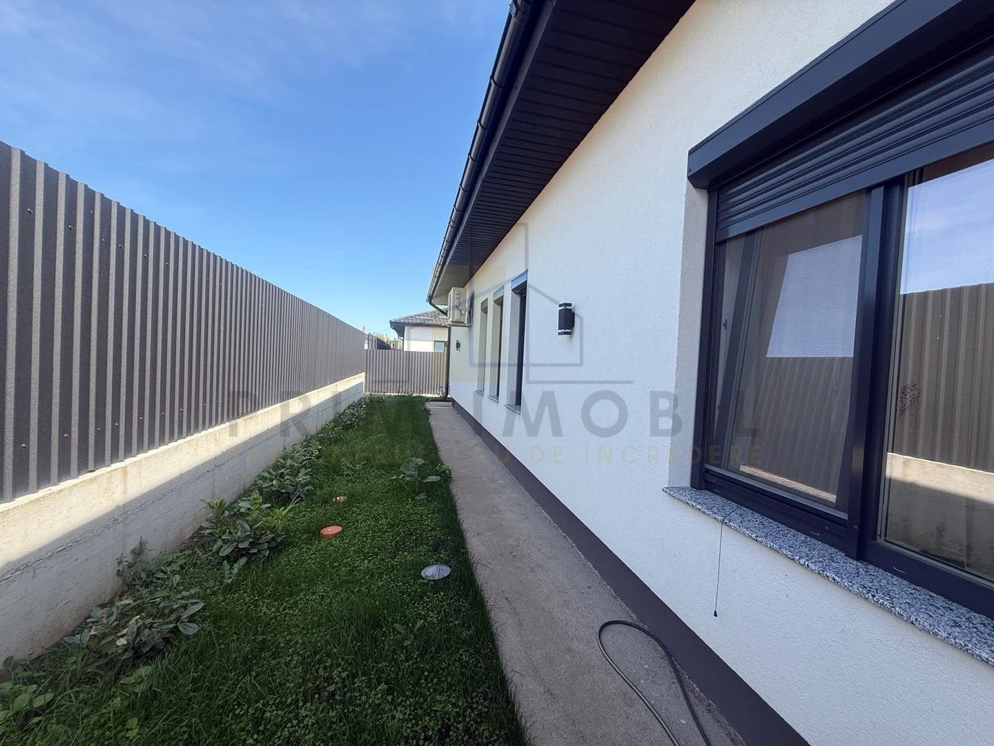 Casa 4 camere, 102 mp, teren 500 mp, fotovoltaice, Holboca - Poză 4