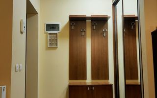 Apartament 3 camere, terasă, balcon închis, parcare - Poză 3