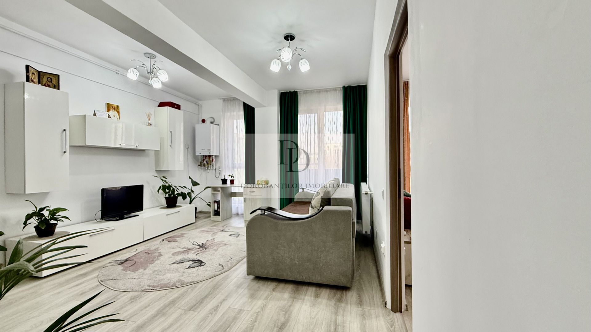 Apartament cu 2 camere de inchiriat + parcare | CENTRAL - NTT Data - Poză 2