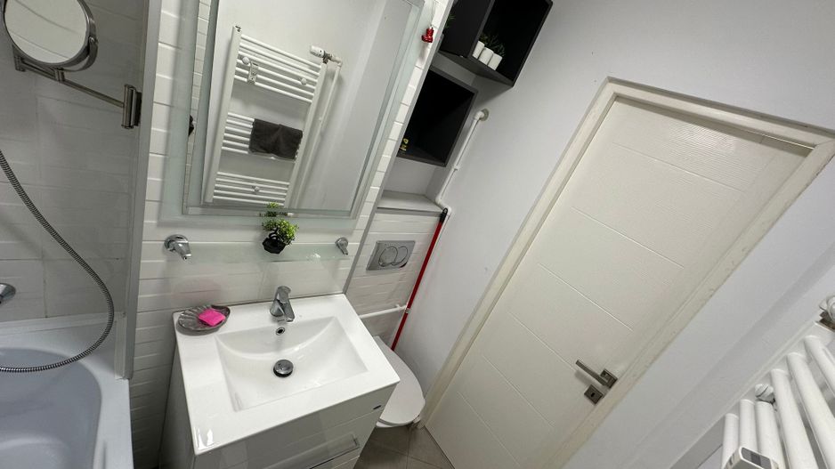 Apartament 2 camere de vanzare renovat si mobilat cu loc de parcare AD - Poză 15