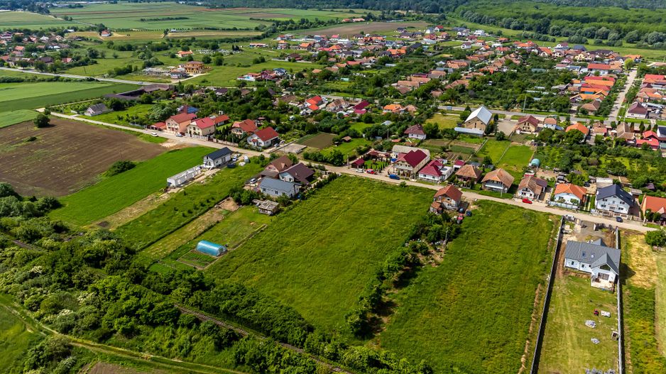 VÂNDUT Teren pentru construcție casă individuală Zădăreni - Poză 5