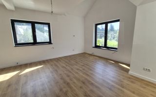 Apartament cu 4 camere 125 mp (4 garsoniere) la cheie + 60 mp pod - Busteni - Poză 3