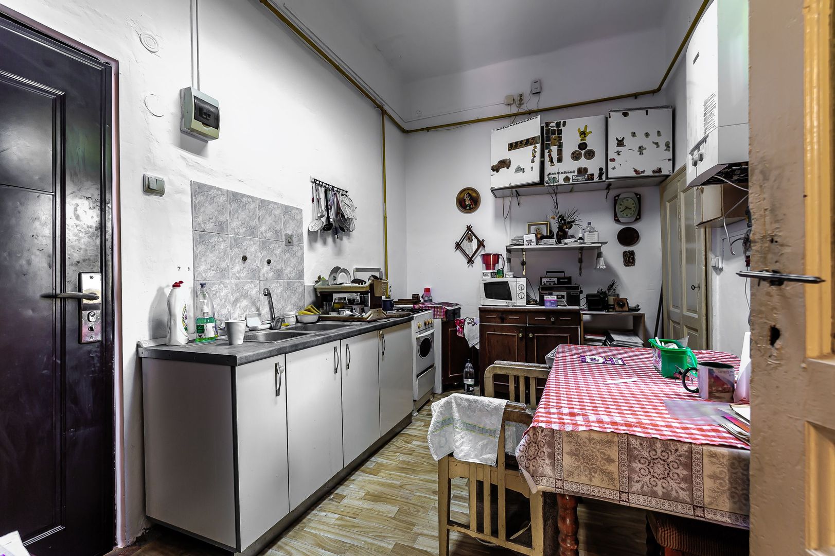 Oportunitate imobiliară! Clădire cu 18 apartamente - Poză 5