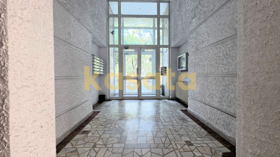 Apartament 3 camere, 81 mp, renovat 2019 – spațios, luminos - Poză 15