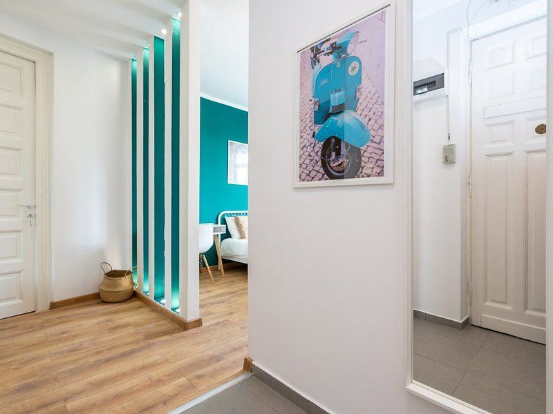 LAHOVARI - 2 CAMERE - ULTRACENTRAL - Poză 6