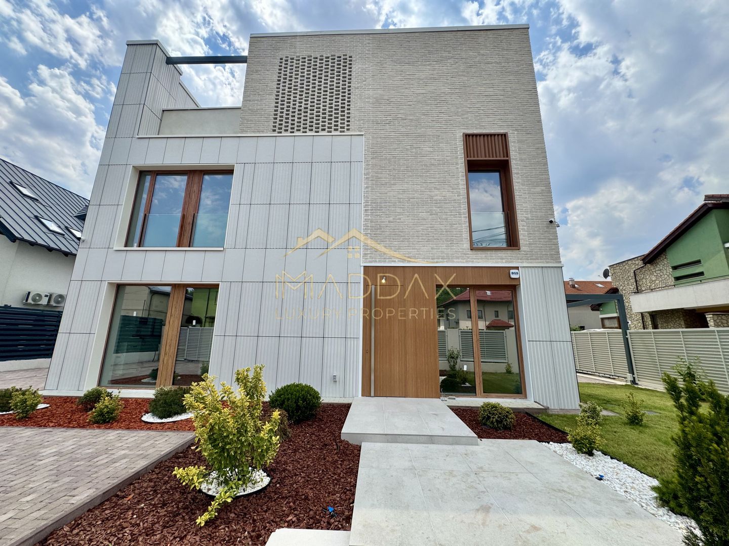 Vila cu 6 camere *575mp* / 12 locuri parcare // Pipera- Iancu Nicolae - Poză 66