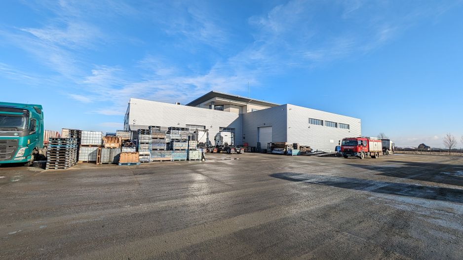 Hala cu teren generos langa acces A1 - Poză 19