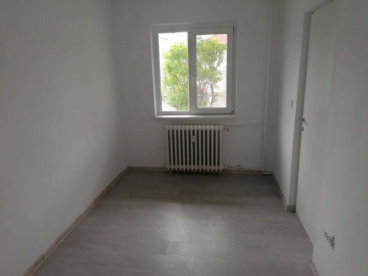 Apartament Renovat Iulius Mall - Poză 3
