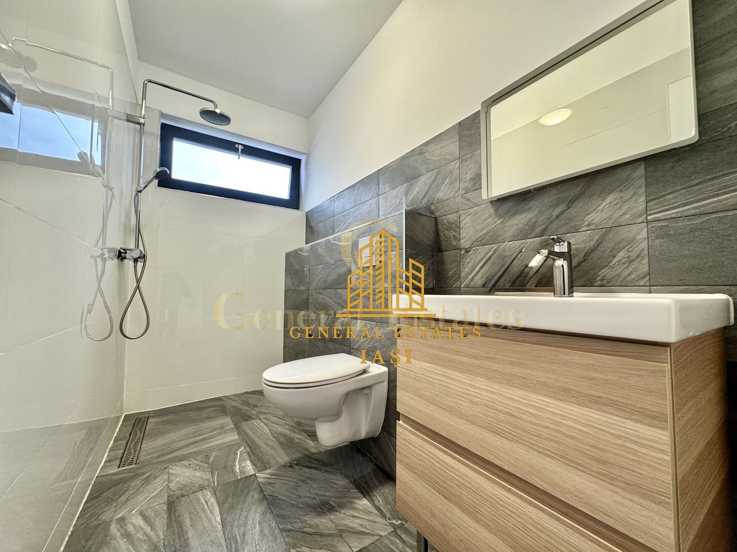 Vânzare Casă P+E în Bârnova-Gata de mutare imediata - Poză 15