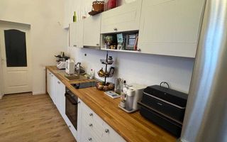 Apartament tip casă, 51 mp utili, 2 parcări incluse – zonă Centrală - Poză 5