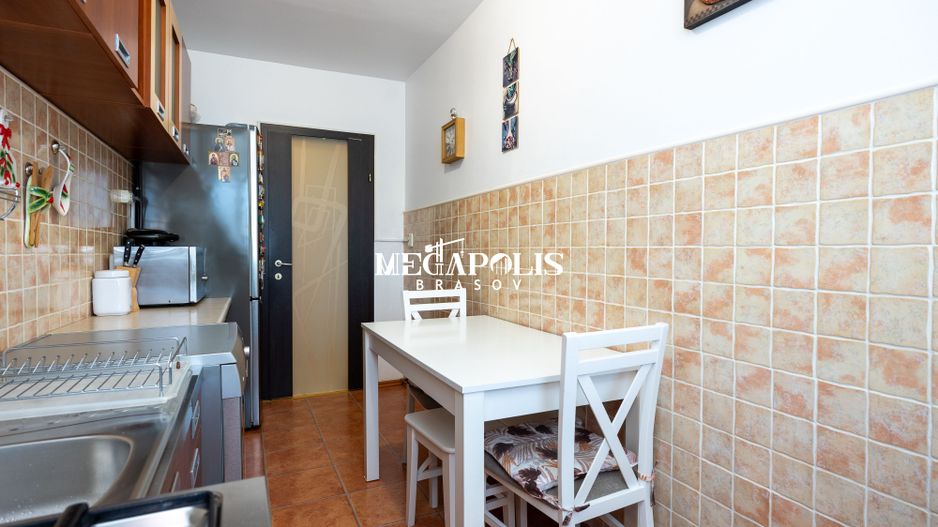 2 camere decomandat, 53 mp, Electroprecizia Săcele - Poză 11