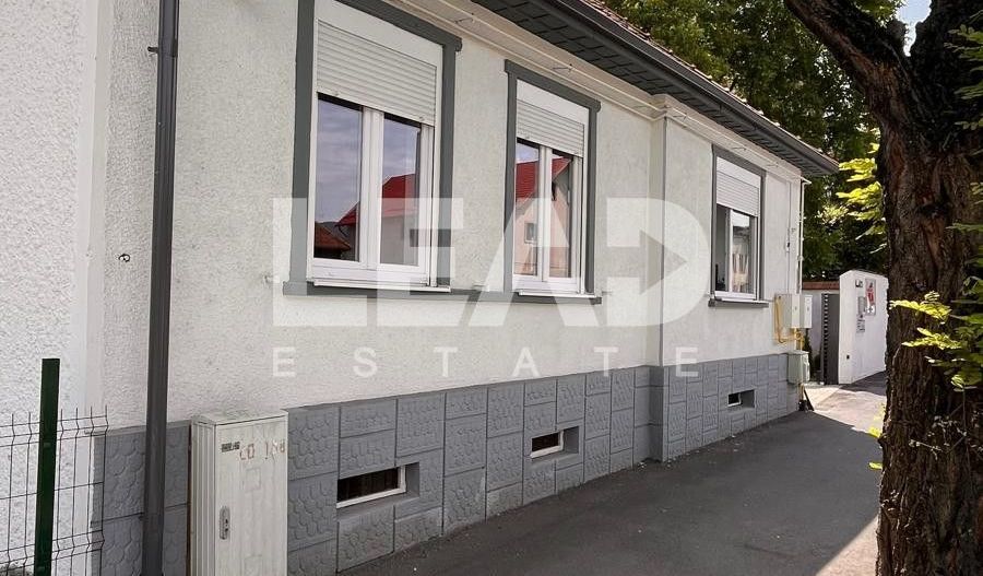 Casa renovata complet! 210 mp utili pe teren de 548 mp! - Poză 7