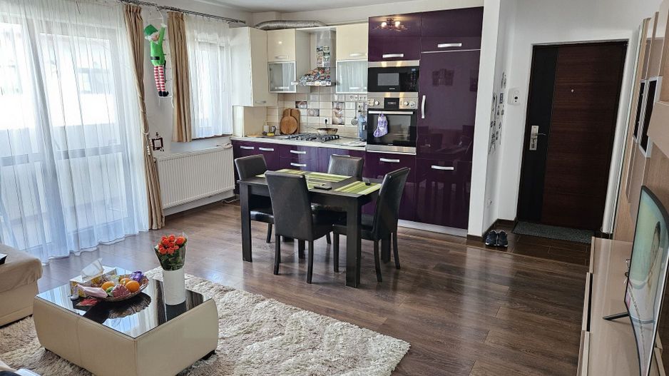 Apartament 3 camere baie cu geam parcare privata si lift pe Dna Stanca - Poză 2