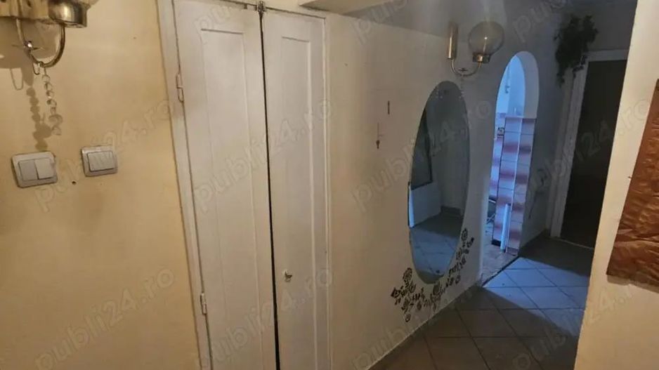 BRASADAS vinde apt 3 cam NEFINISAT etaj 4/4 in Micro 16. - Poză 9