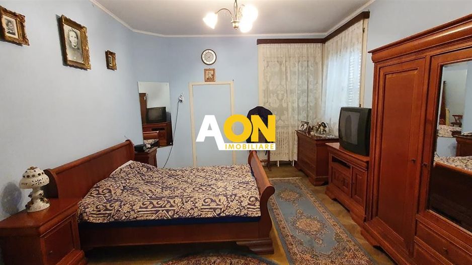 Casa situata ultracentral langa Poarta I a Cetatii Alba Carolina - Poză 14