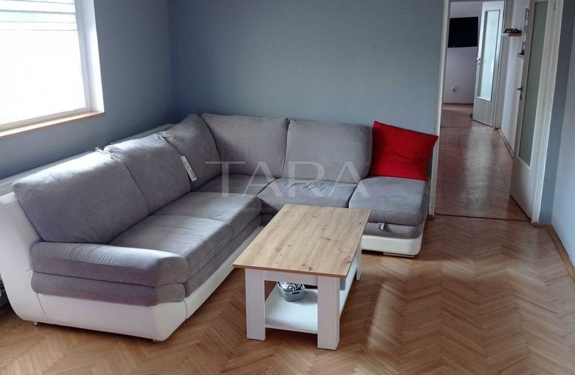 Apartament spațios cu 3 camere semidecomandat, în zona Calea Florești. - Poză 7