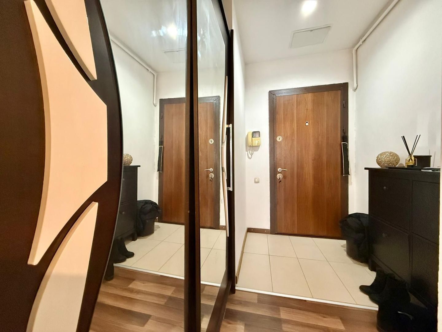 COSMOPOLIS - Apartament cu 2 camere tip studio, mobilat si utilat. - Poză 11