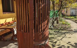 Casă 4 camere ,curte 745mp cu garaj , zonă semicentrală - Poză 12