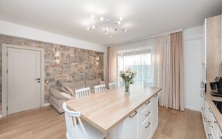 Vânzare, apartament, 2 dormitoare + living- 82 mp, Buiucani - Poză 1