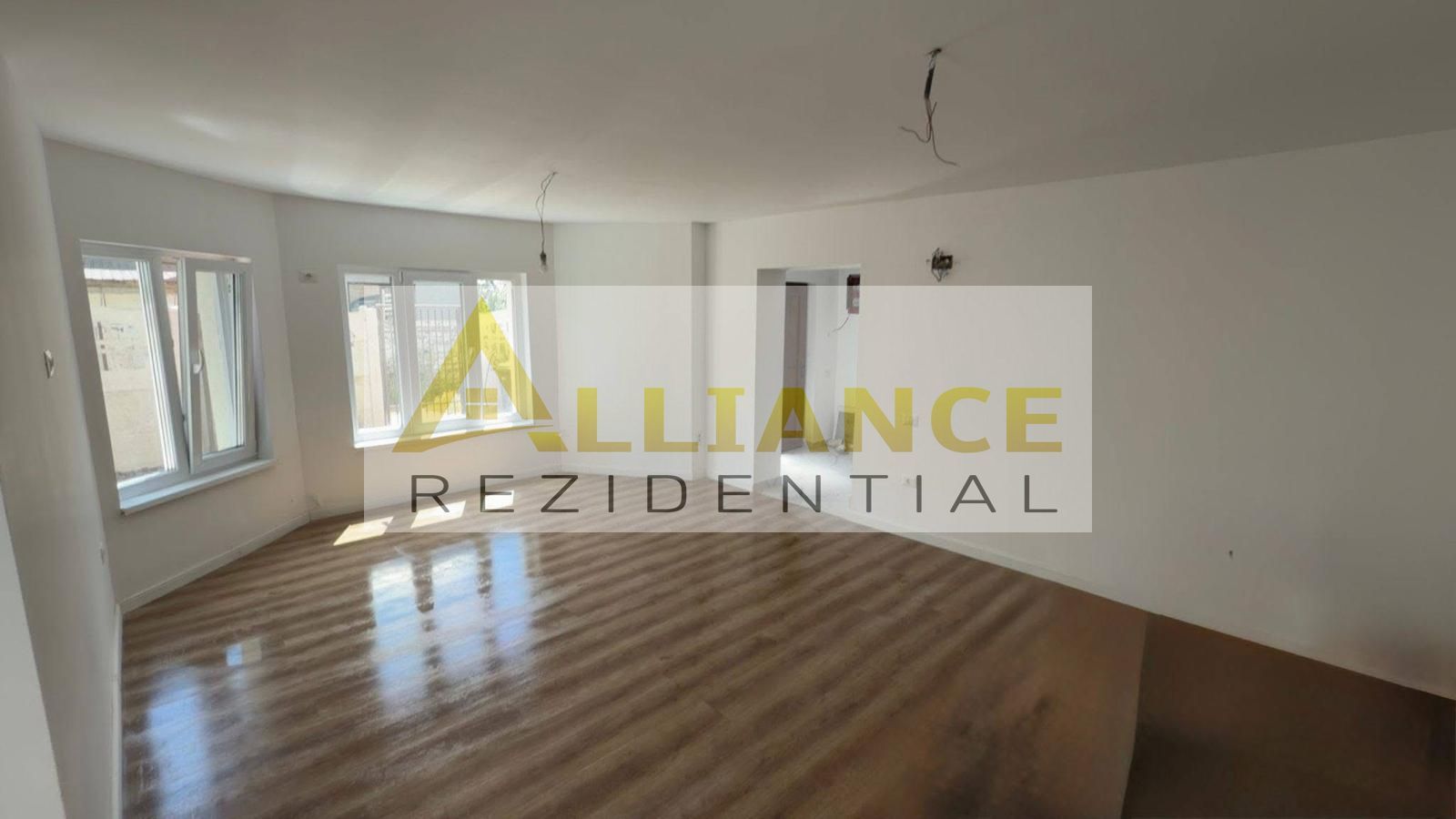 Vila individuala P+1E ~ 4 camere 2 bai ~550mp teren - Poză 10