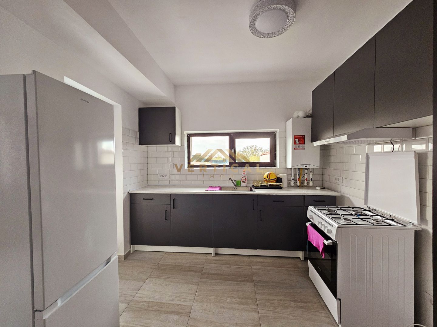 Vila 5 camere complet mobilata si utilata - comuna Berceni - Poză 5