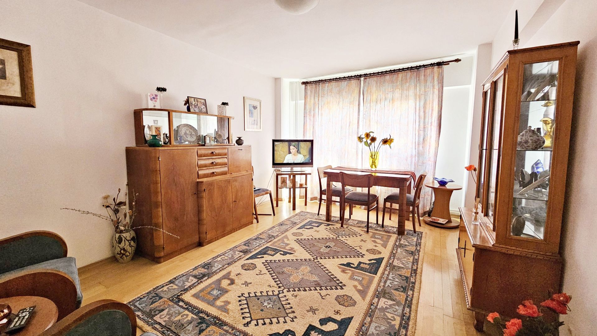 Centrul Civic ,str Toamnei apartament 3 camere cf I dec - Poză 4