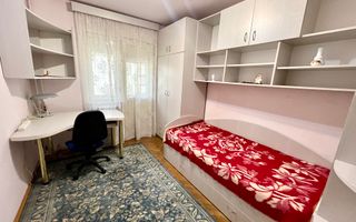 Apartament cu 4 Camere, Etaj 2, Loc De Parcare, Cetate - Poză 12