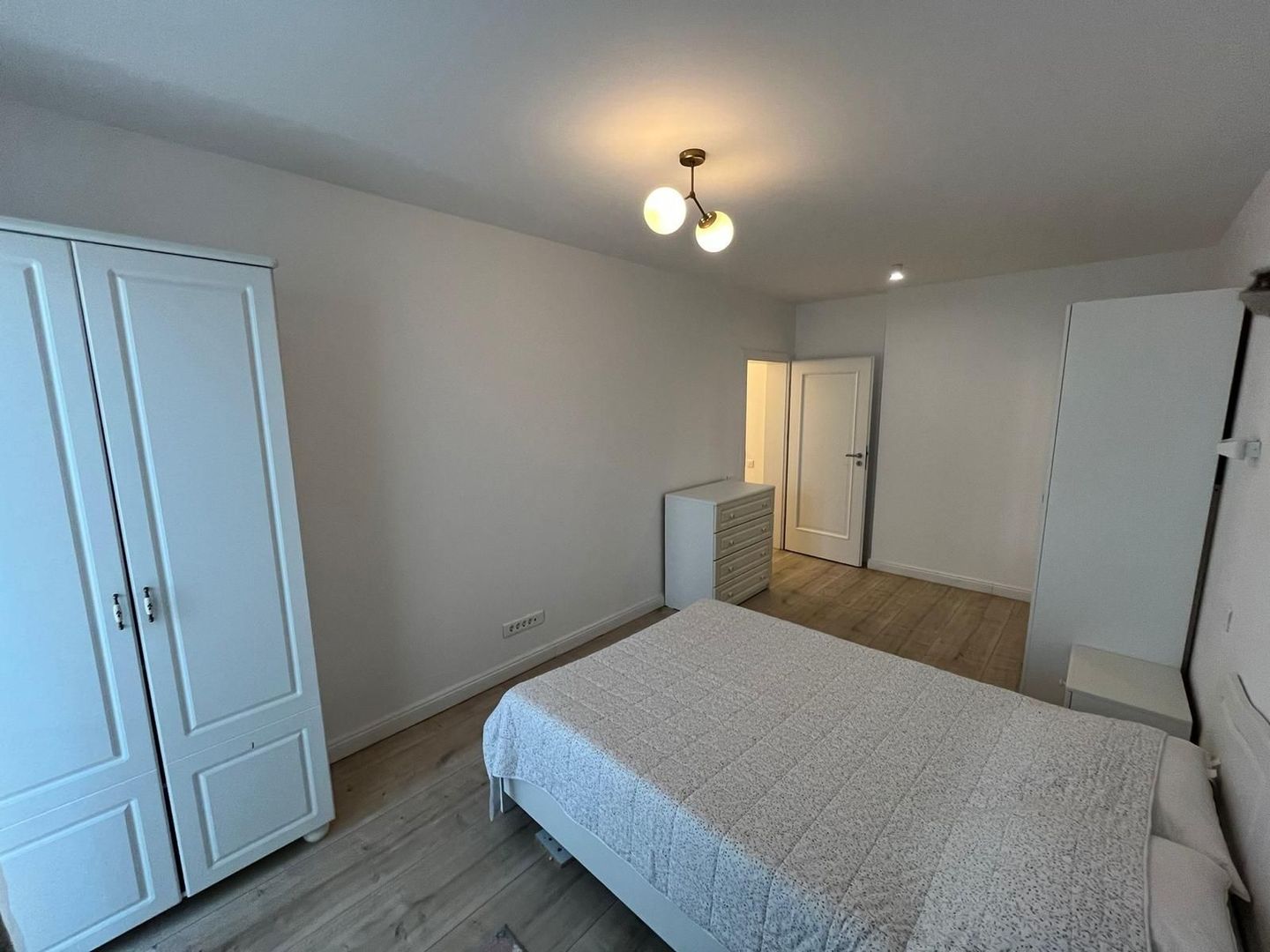 Apartament Elegant cu 2 Camere și Terasă Spectaculoasă – Valletta - Poză 5