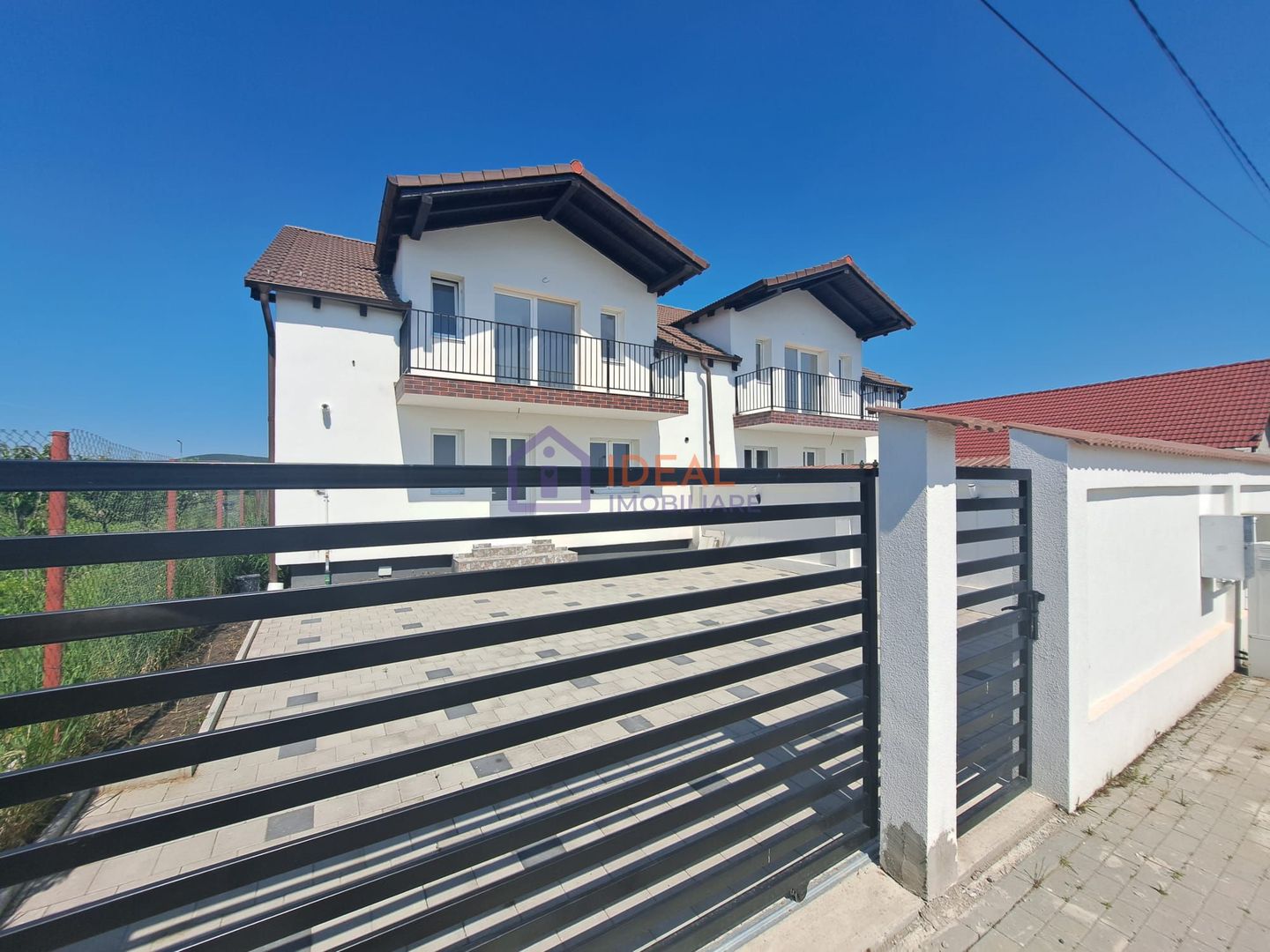 Duplex  Modern cu 4 camere si gradina ,in Cristian - Poză 12