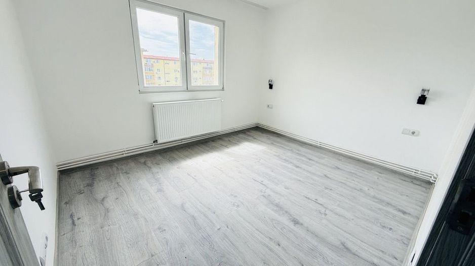 Dambovita | 2 camere | Renovat | Bloc izolat - Poză 8