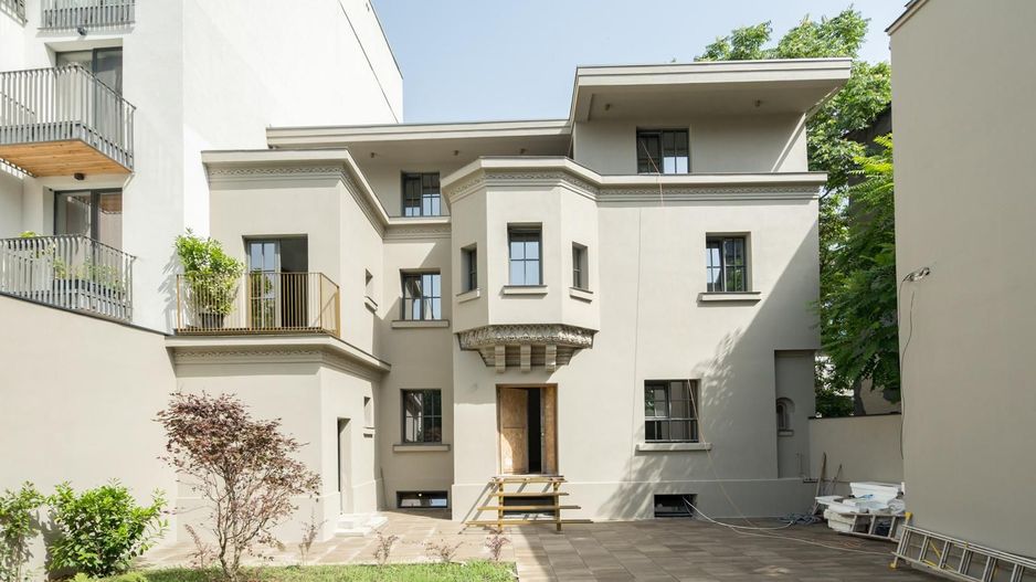 O BIJUTERIE ASCUNSA IN CENTRUL BUCURESTIULUI - Poză 12