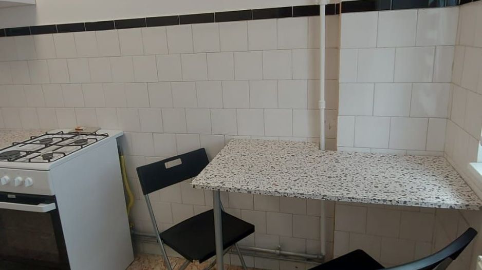 Garsonieră de închiriat parc milia Câmpina Ultracentral 42 mp - Poză 4