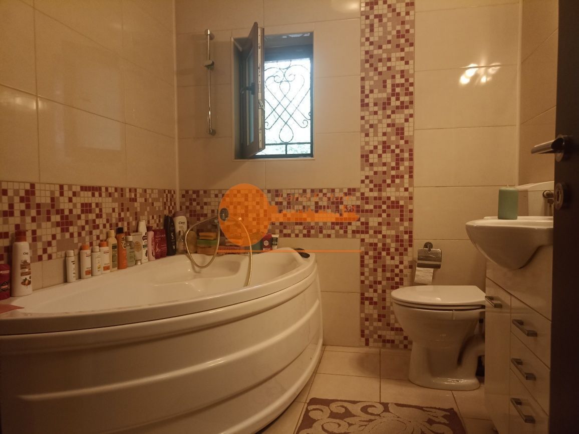 3 camere Crangasi-2011-Loc parcare-TErasa - Poză 4