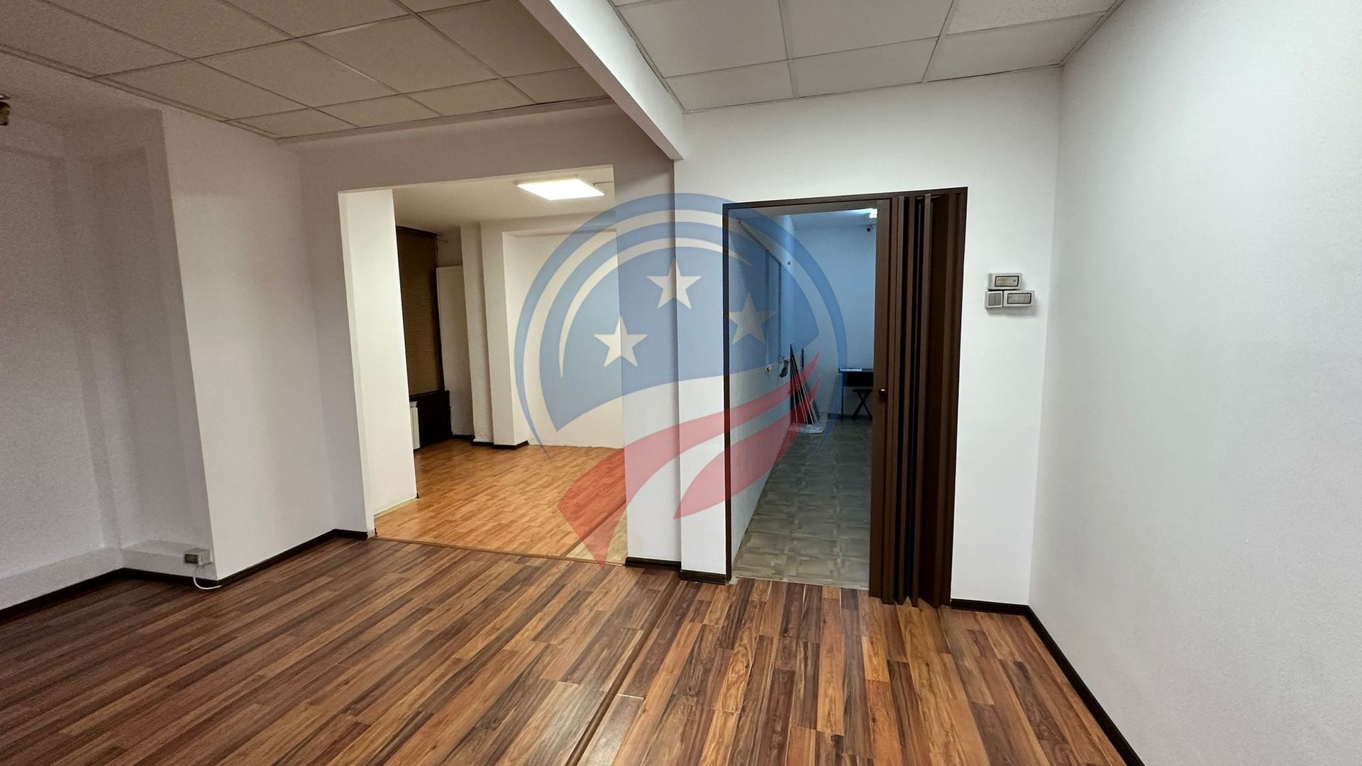 Spațiu comercial de închiriat – Ultracentral, Craiova/Mercur - Poză 4