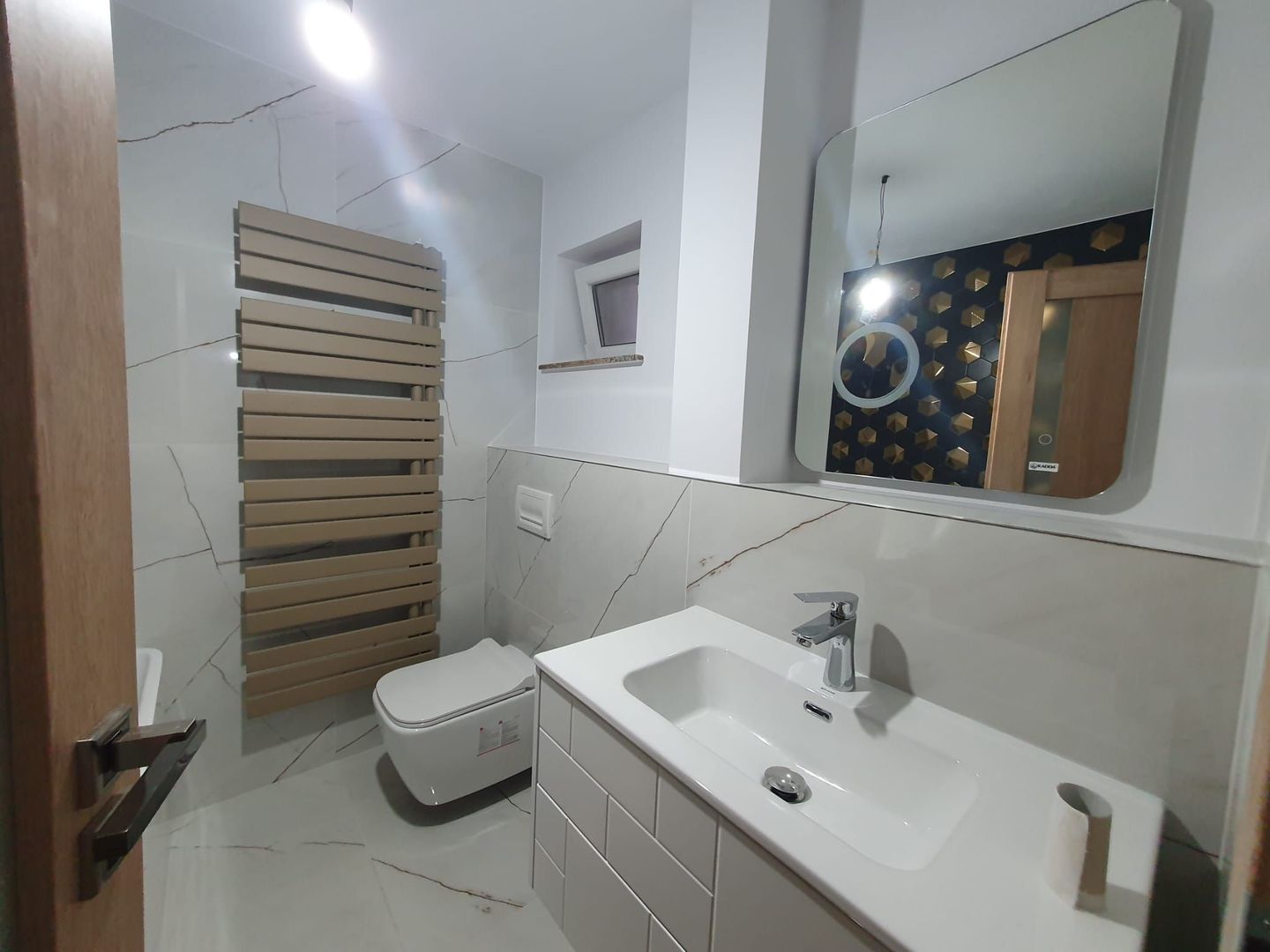 Apartament decomandat cu 3 camere, 66 mp., Calea București - Poză 10
