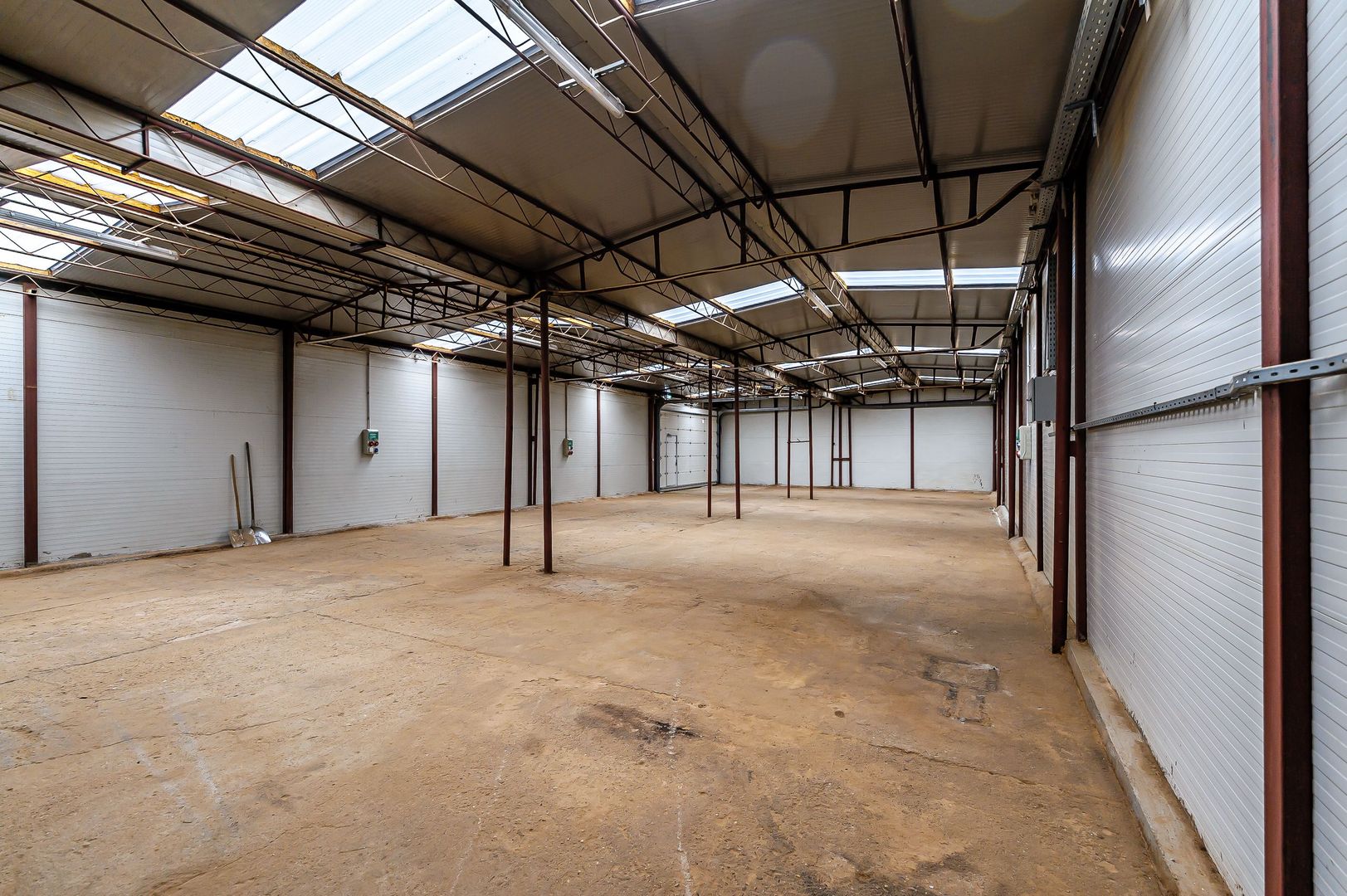 Hale depozitare / producție 1.250 mp în Pecica - Poză 7